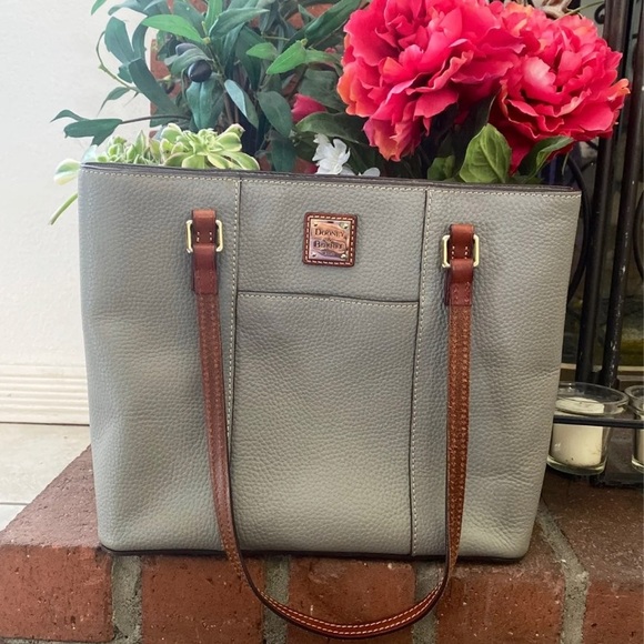 Dooney and Bourke Lexington - Picture 1 of 10